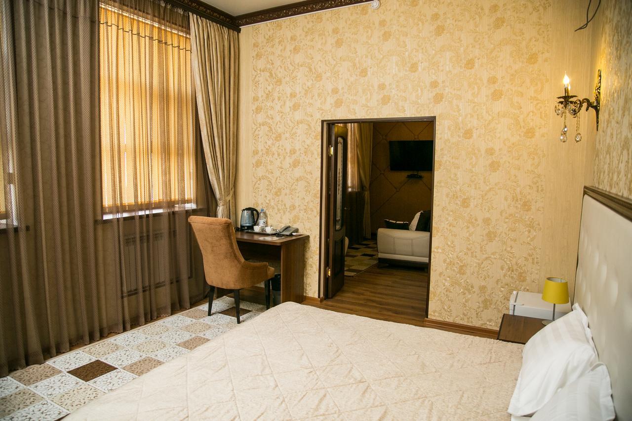 Complex Bella Vista Hotel Kyzylorda Exterior foto
