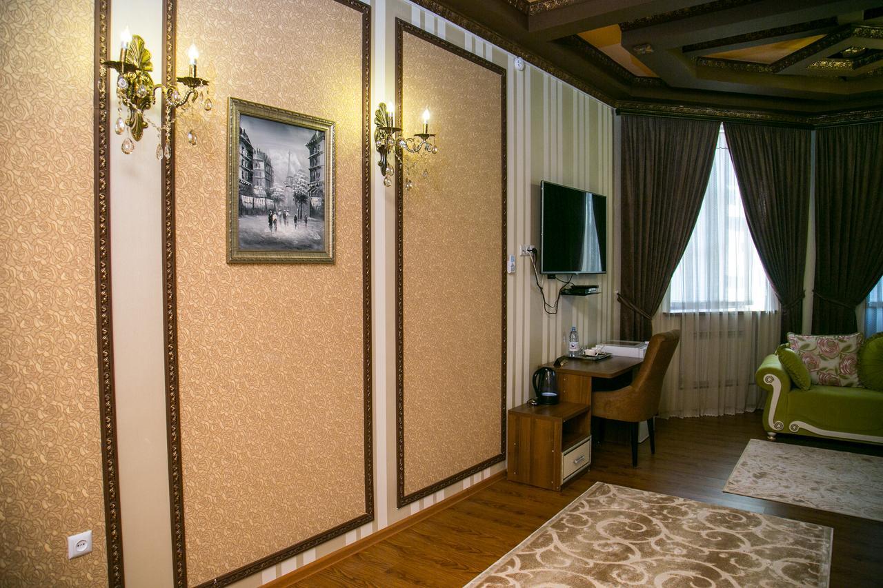 Complex Bella Vista Hotel Kyzylorda Exterior foto
